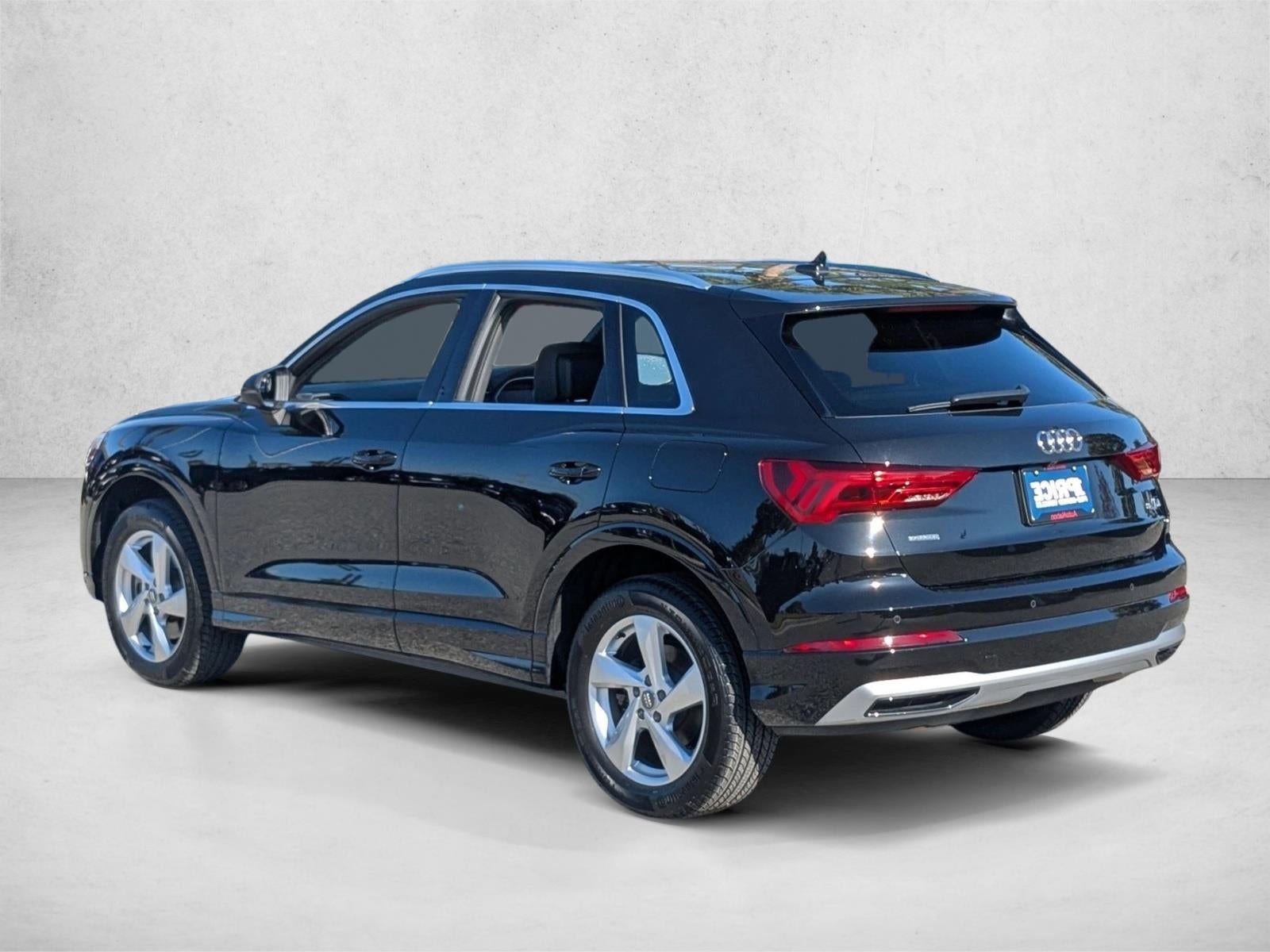 2020 Audi Q3 Premium 45 TFSI quattro