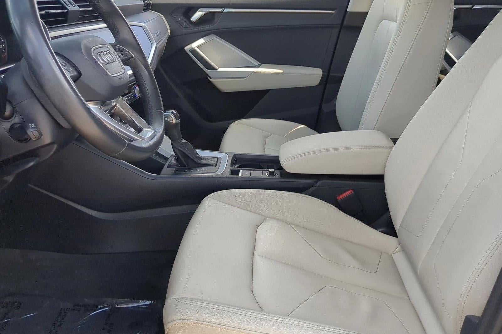 2022 Audi Q3 Premium 40 TFSI quattro