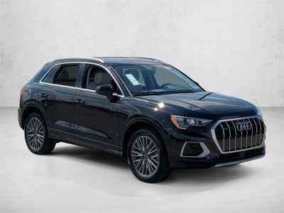 2022 Audi Q3 Premium 40 TFSI quattro