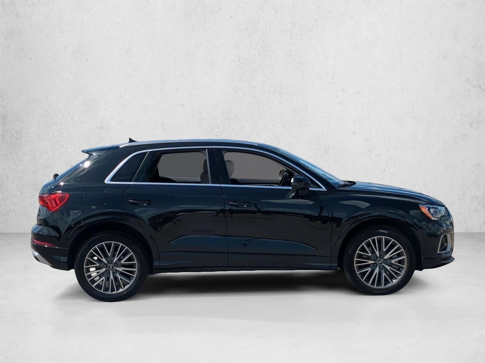 2022 Audi Q3 Premium 40 TFSI quattro
