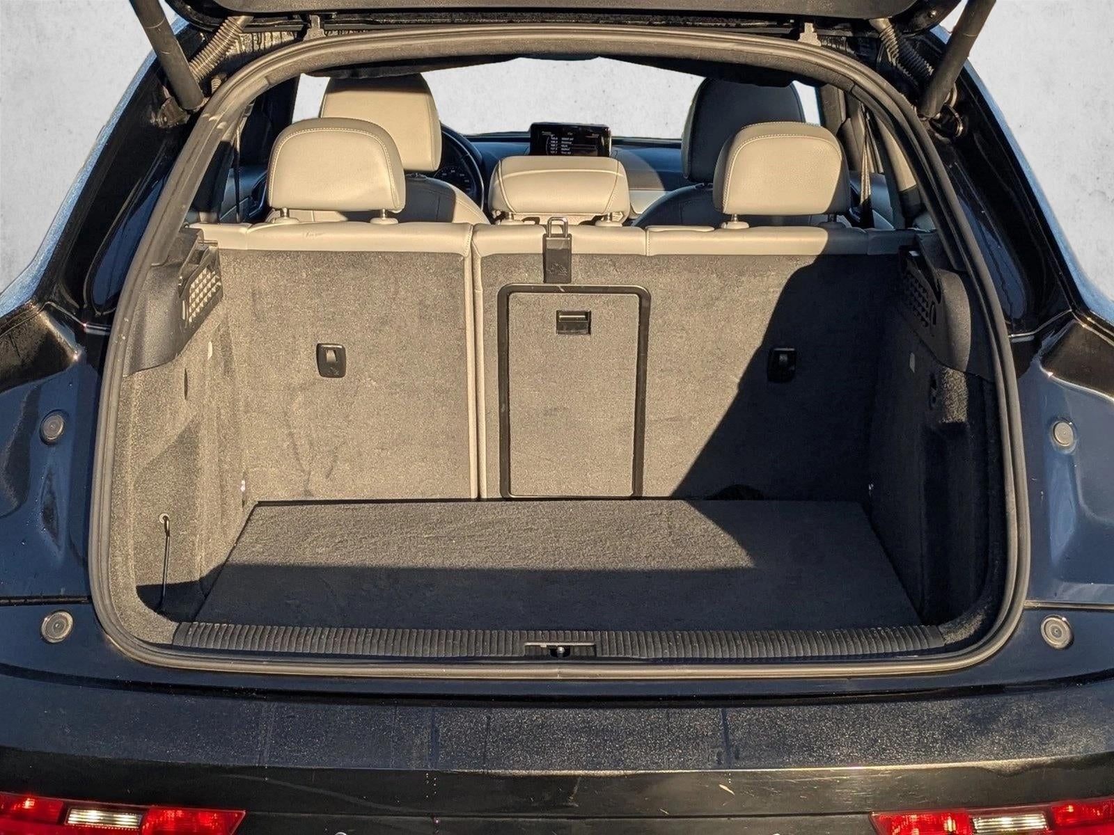 2018 Audi Q3 2.0 TFSI Premium FWD