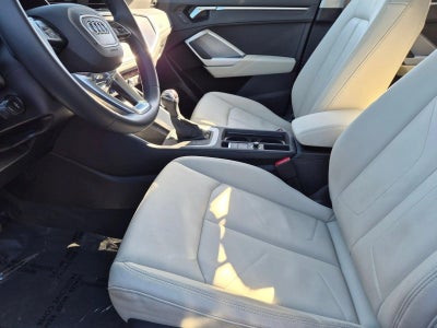 2022 Audi Q3 S line Premium 45 TFSI quattro