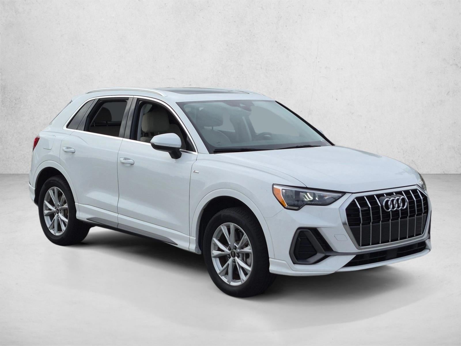 2022 Audi Q3 S line Premium 45 TFSI quattro