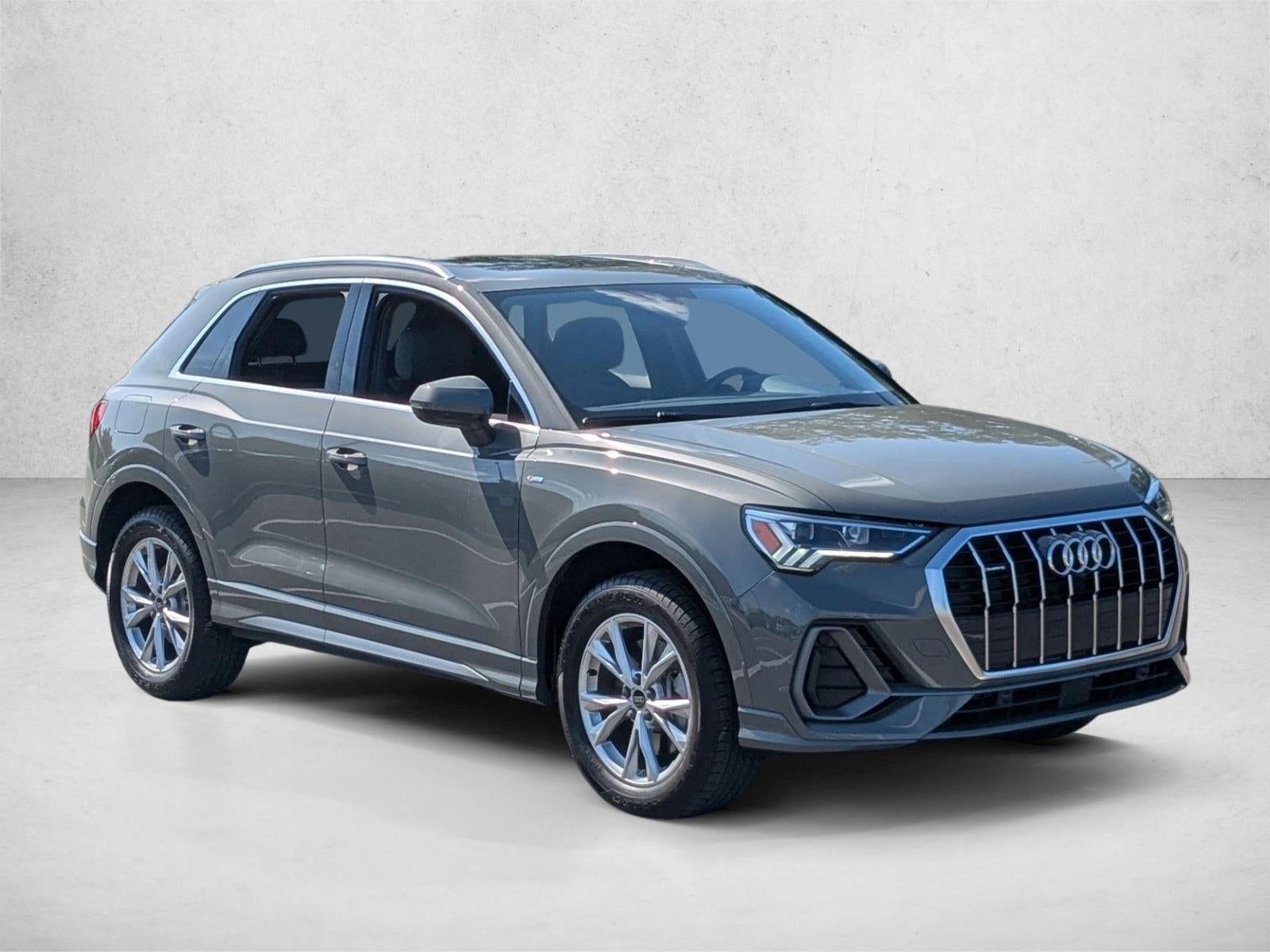 2023 Audi Q3 S line Premium Plus 45 TFSI quattro