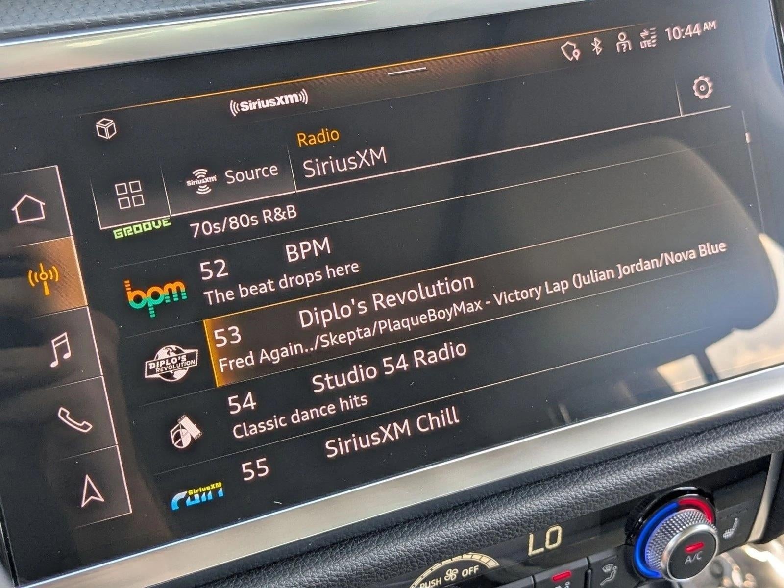 2024 Audi Q3 S line Premium Plus 45 TFSI quattro