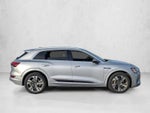 2022 Audi e-tron Premium Plus quattro