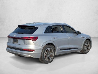 2022 Audi e-tron Premium Plus quattro
