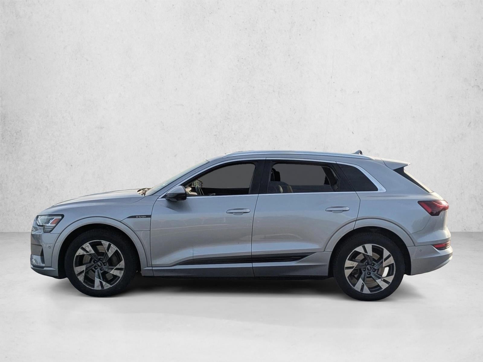 2022 Audi e-tron Premium Plus quattro