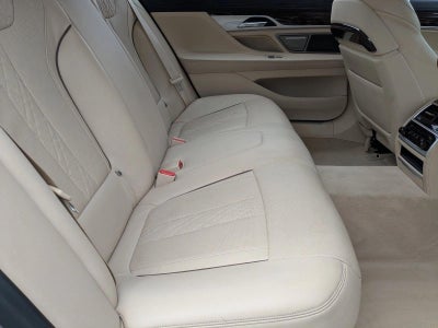 2020 BMW 740i Sedan