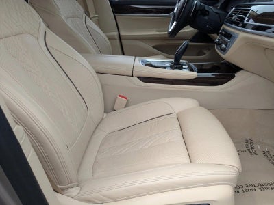 2020 BMW 740i Sedan