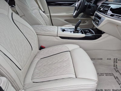 2021 BMW ALPINA B7 xDrive Sedan