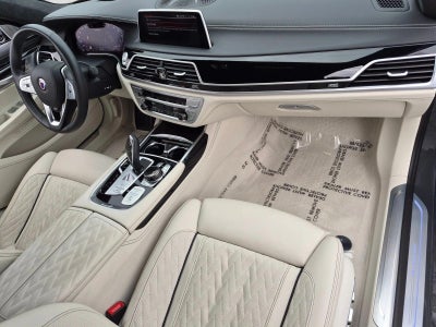 2021 BMW ALPINA B7 xDrive Sedan