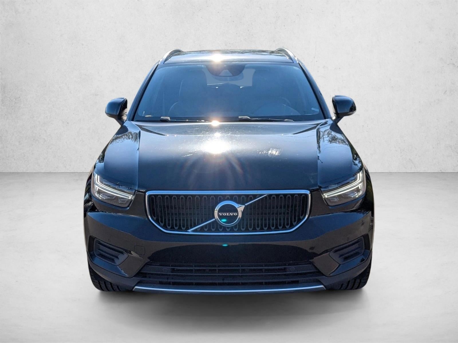 2020 Volvo XC40 T4 FWD Momentum