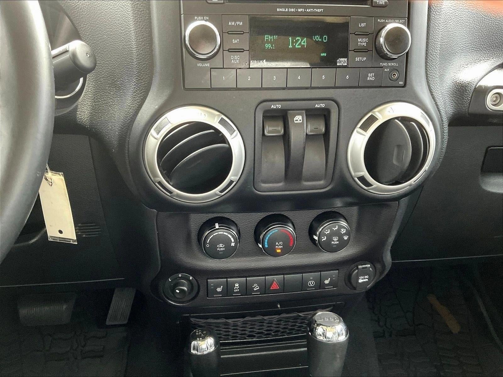 2018 Jeep Wrangler JK Sahara 4x4