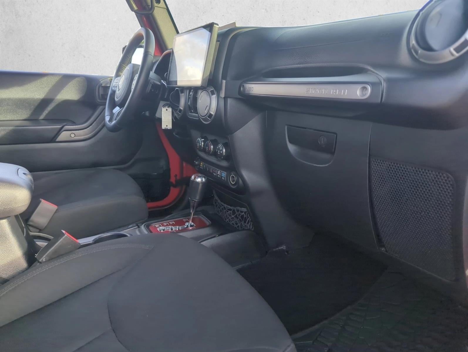 2016 Jeep Wrangler Unlimited 4WD 4dr Sport