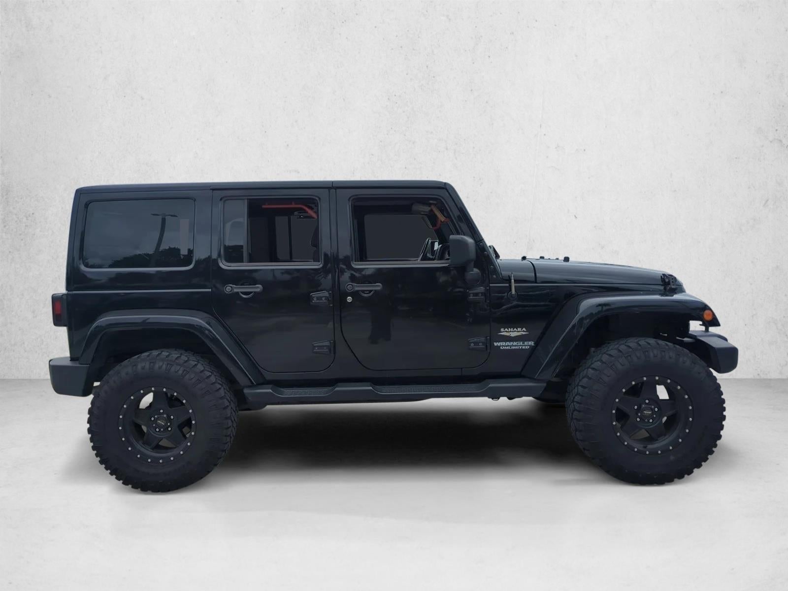 2014 Jeep Wrangler Unlimited 4WD 4dr Sahara