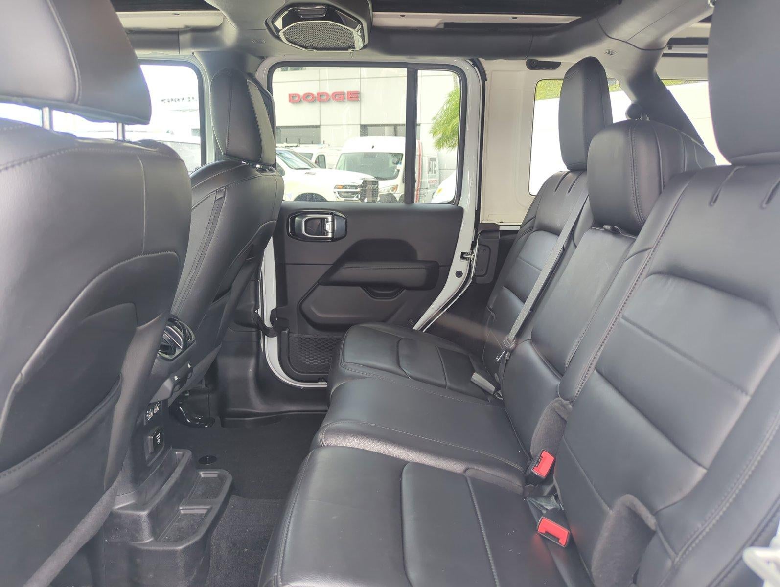 2021 Jeep Wrangler Unlimited Sahara Altitude 4x4