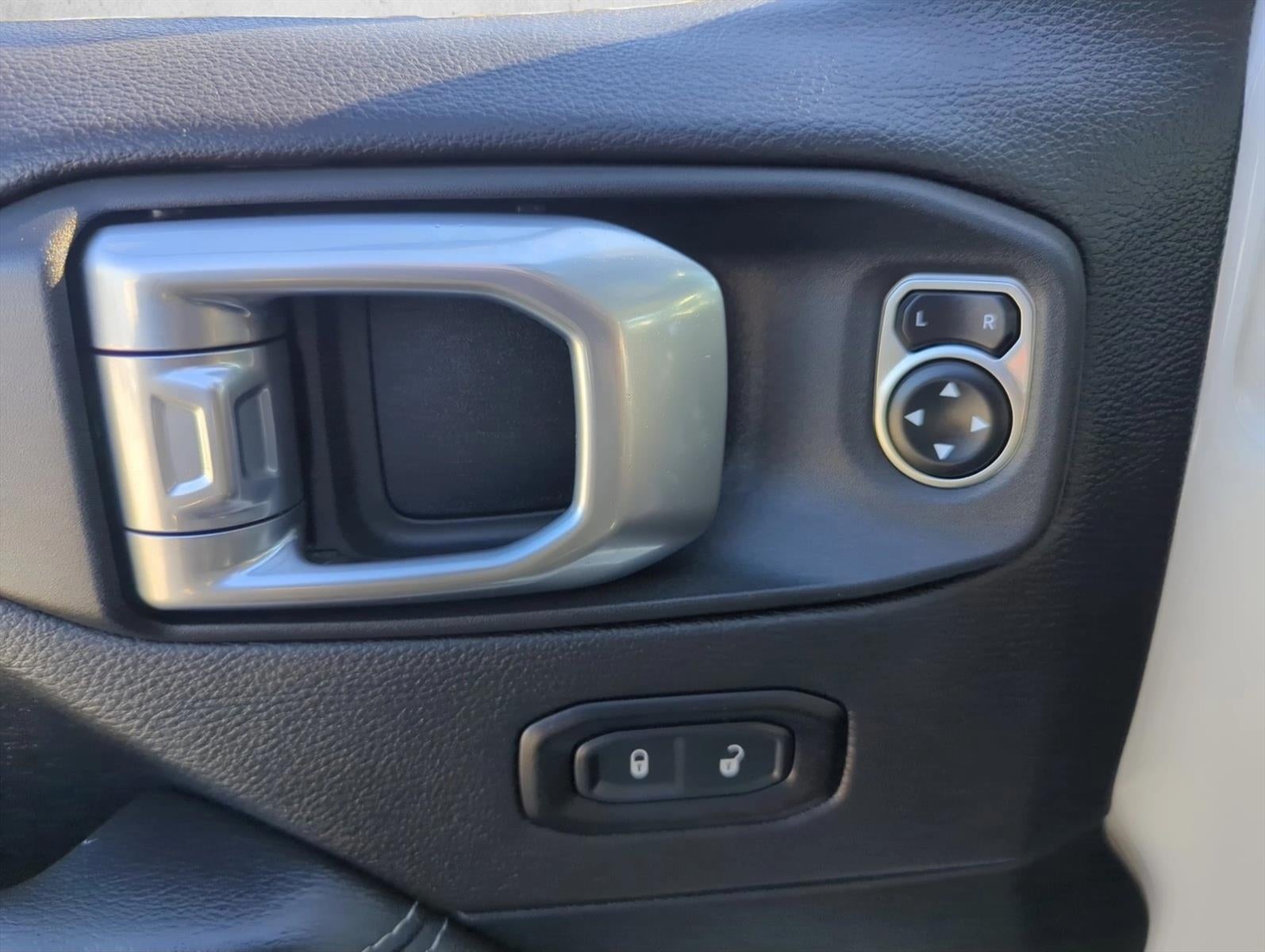 2020 Jeep Wrangler Unlimited Sahara 4x4