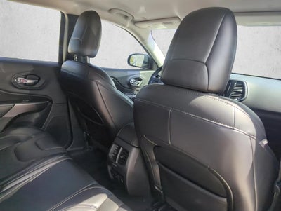 2020 Jeep Cherokee Limited FWD