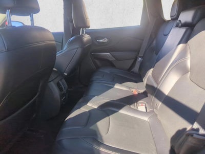 2019 Jeep Cherokee Limited FWD