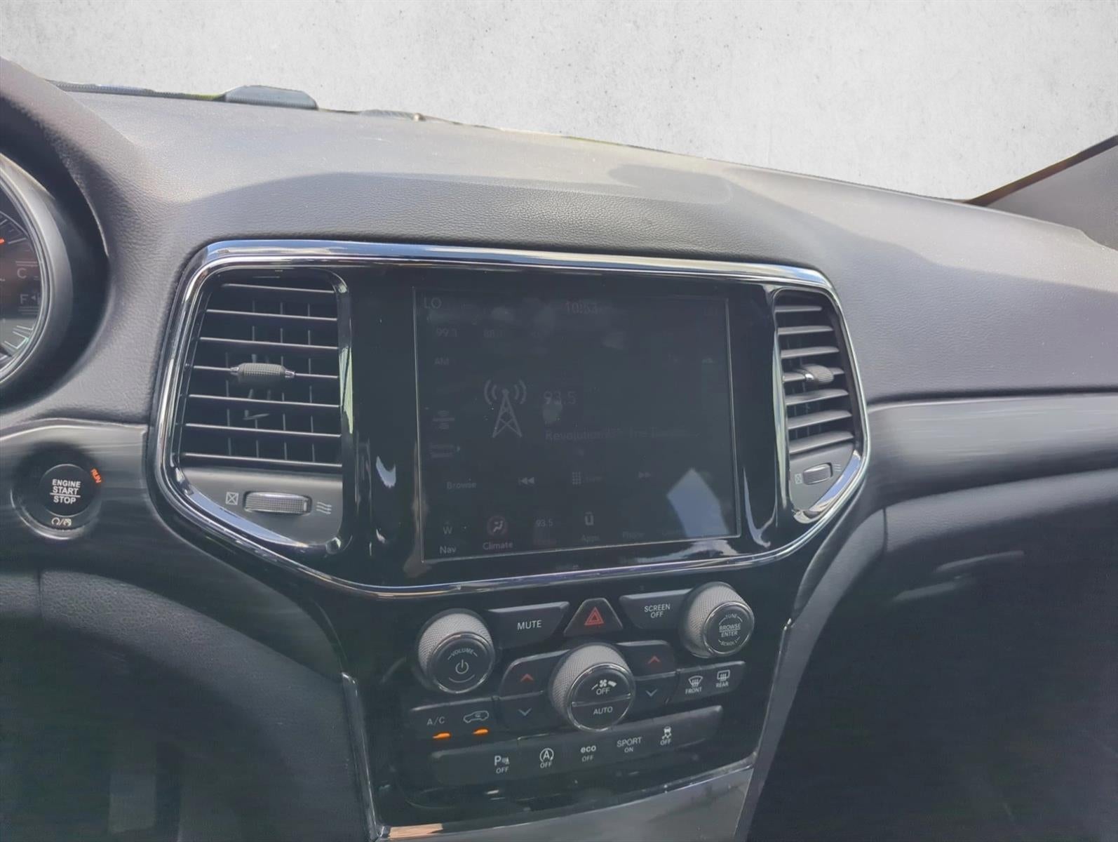 2019 Jeep Grand Cherokee Laredo E 4x2