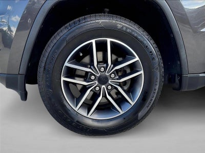 2020 Jeep Grand Cherokee Laredo E 4x2