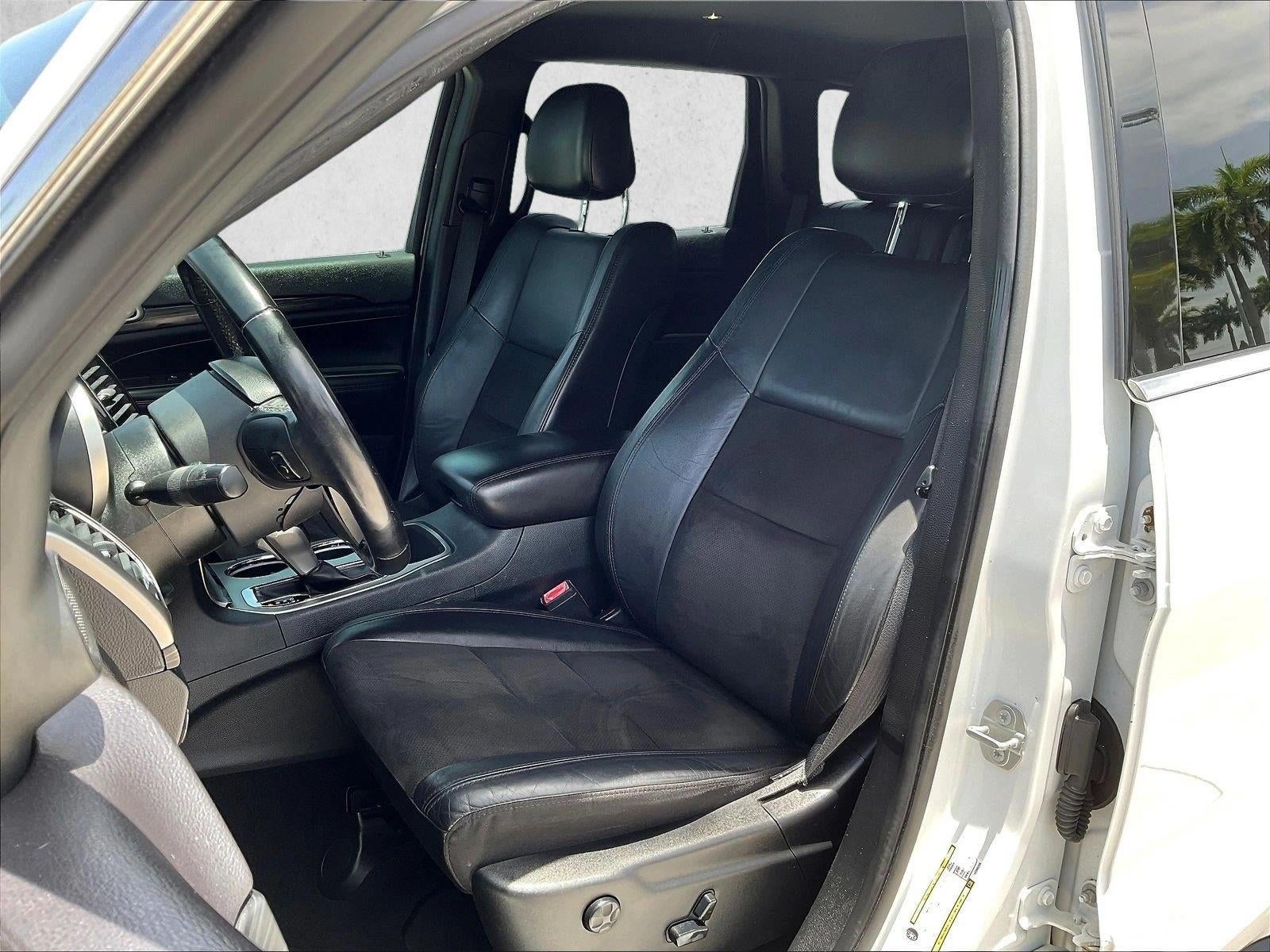 2020 Jeep Grand Cherokee Laredo E 4x2