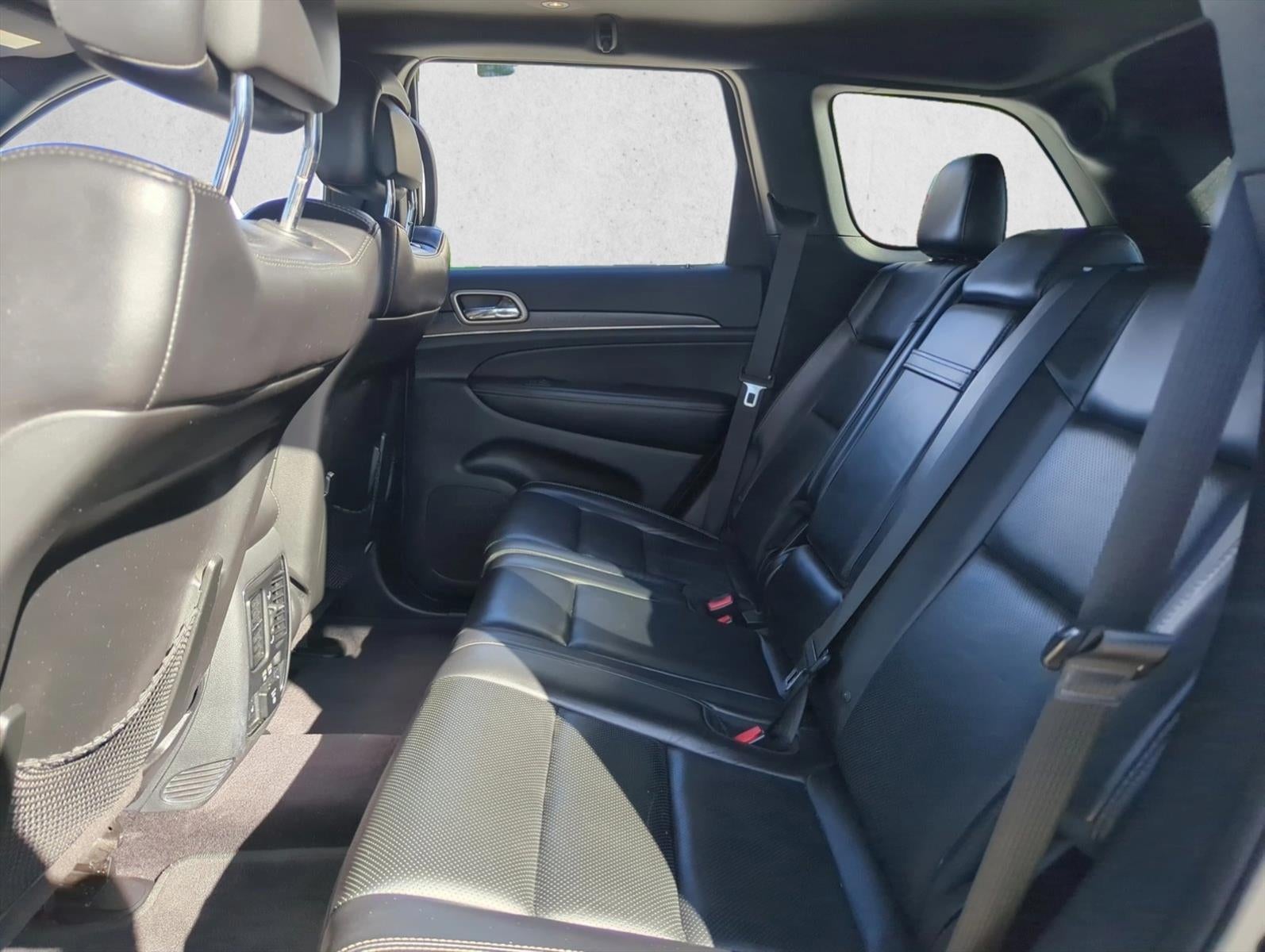 2017 Jeep Grand Cherokee Limited 4x2