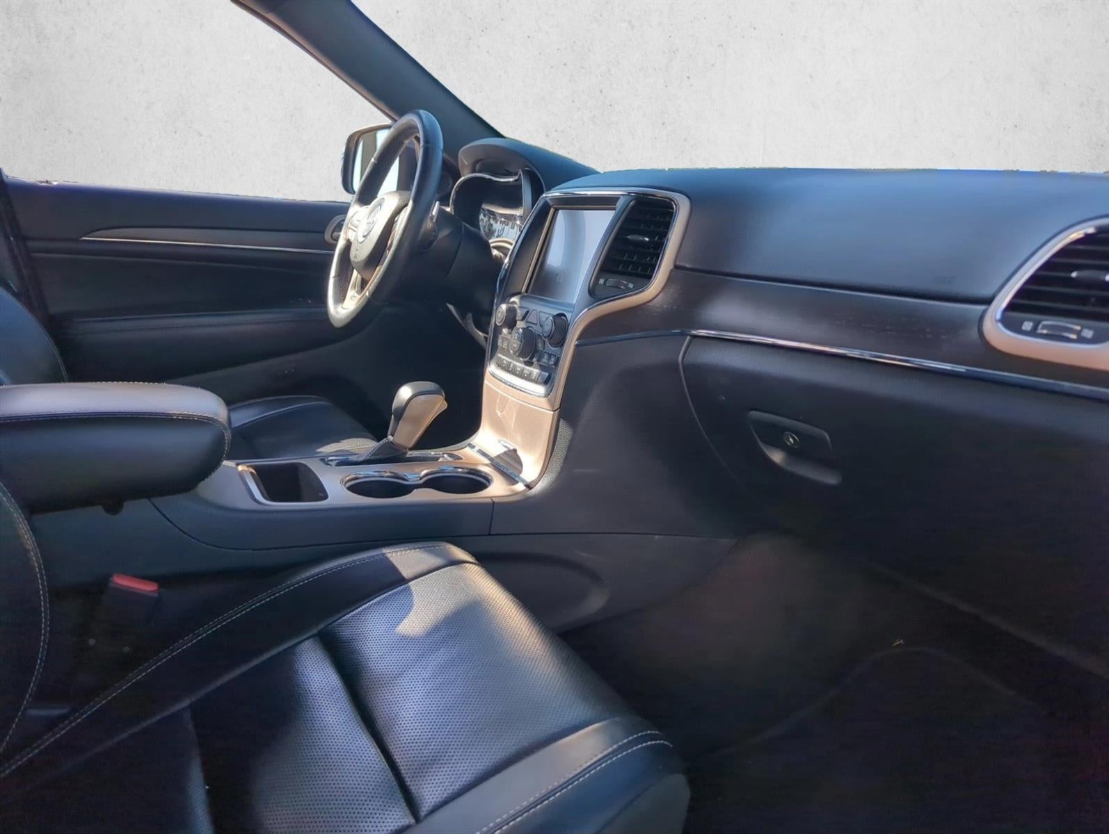 2017 Jeep Grand Cherokee Limited 4x2