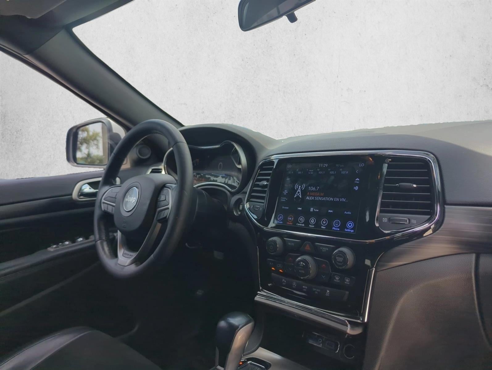 2021 Jeep Grand Cherokee Laredo X 4x4
