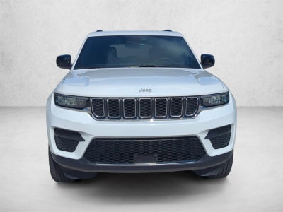 2025 Jeep Grand Cherokee Laredo 4x2