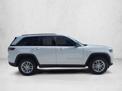 2025 Jeep Grand Cherokee Laredo 4x2