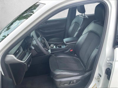 2024 Jeep Grand Cherokee Altitude 4x2
