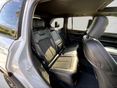 2025 Jeep Grand Cherokee Altitude X 4x2