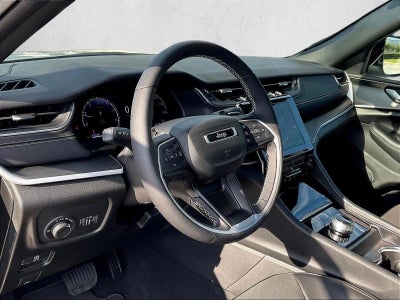 2025 Jeep Grand Cherokee Altitude X 4x2