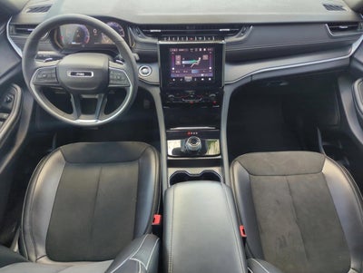 2024 Jeep Grand Cherokee Altitude 4x2