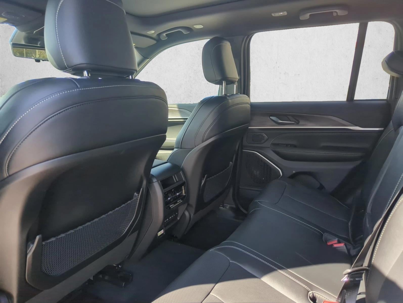 2026 Jeep Grand Cherokee Limited Reserve 4x4
