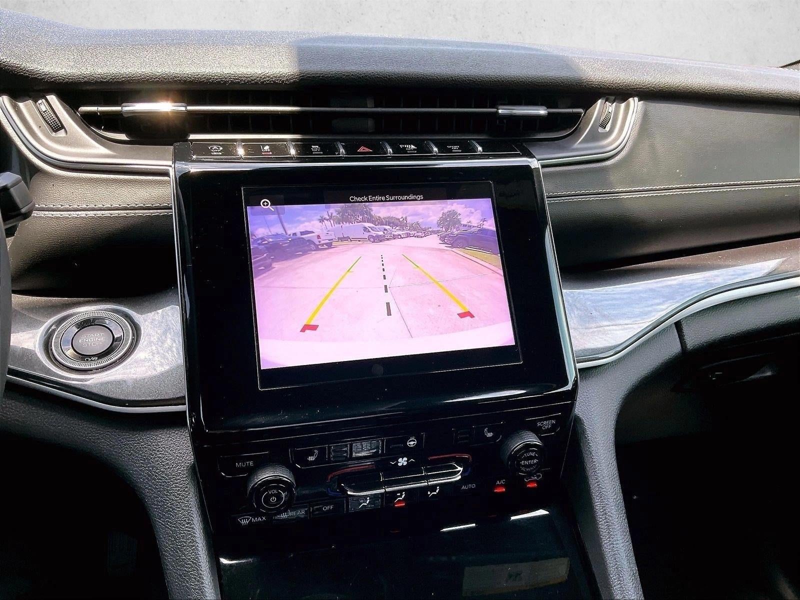 2023 Jeep Grand Cherokee L Altitude 4x2