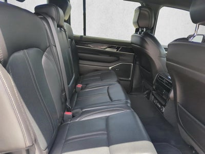 2024 Jeep Wagoneer L 4x2