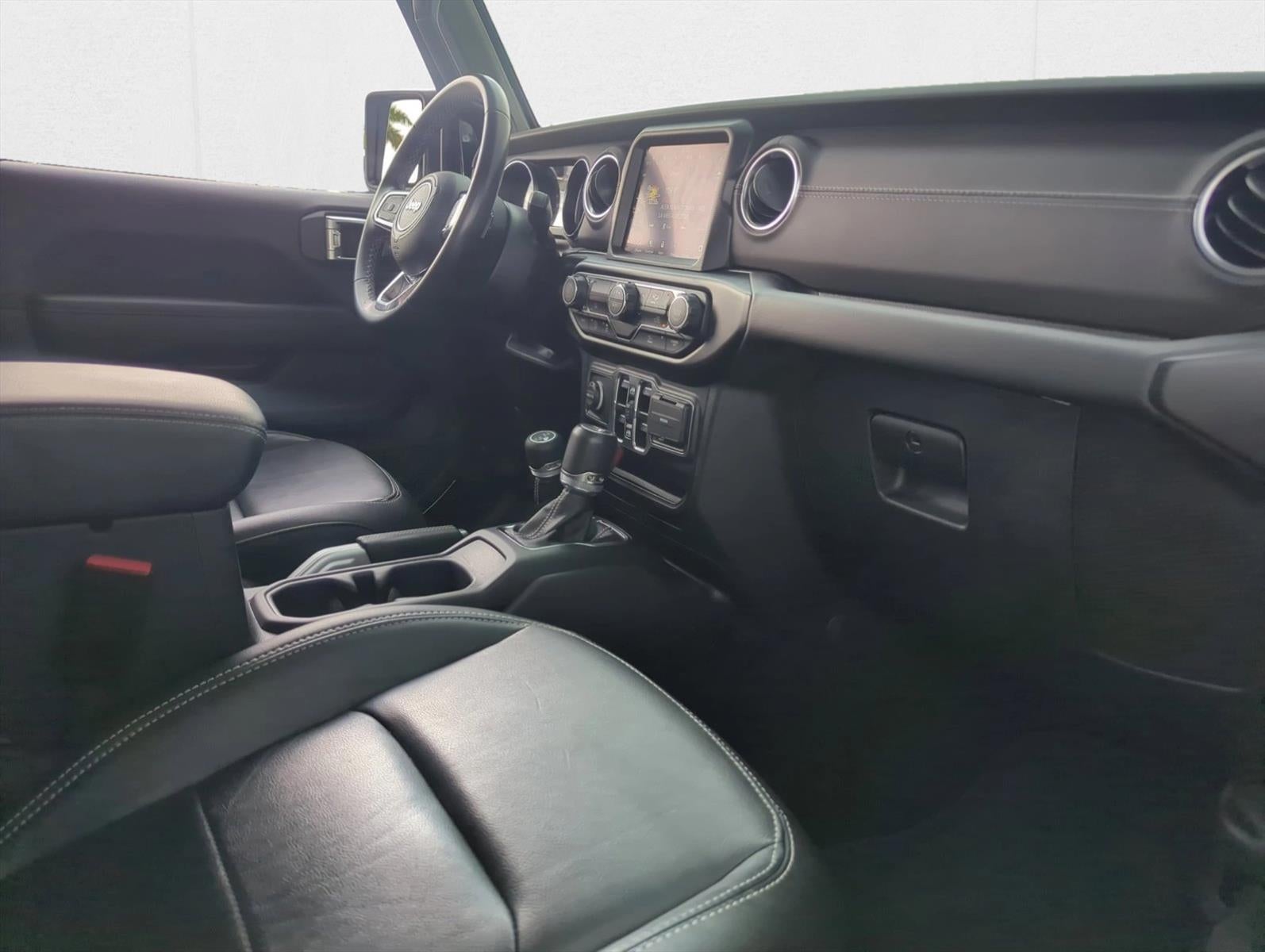 2022 Jeep Gladiator Overland 4x4