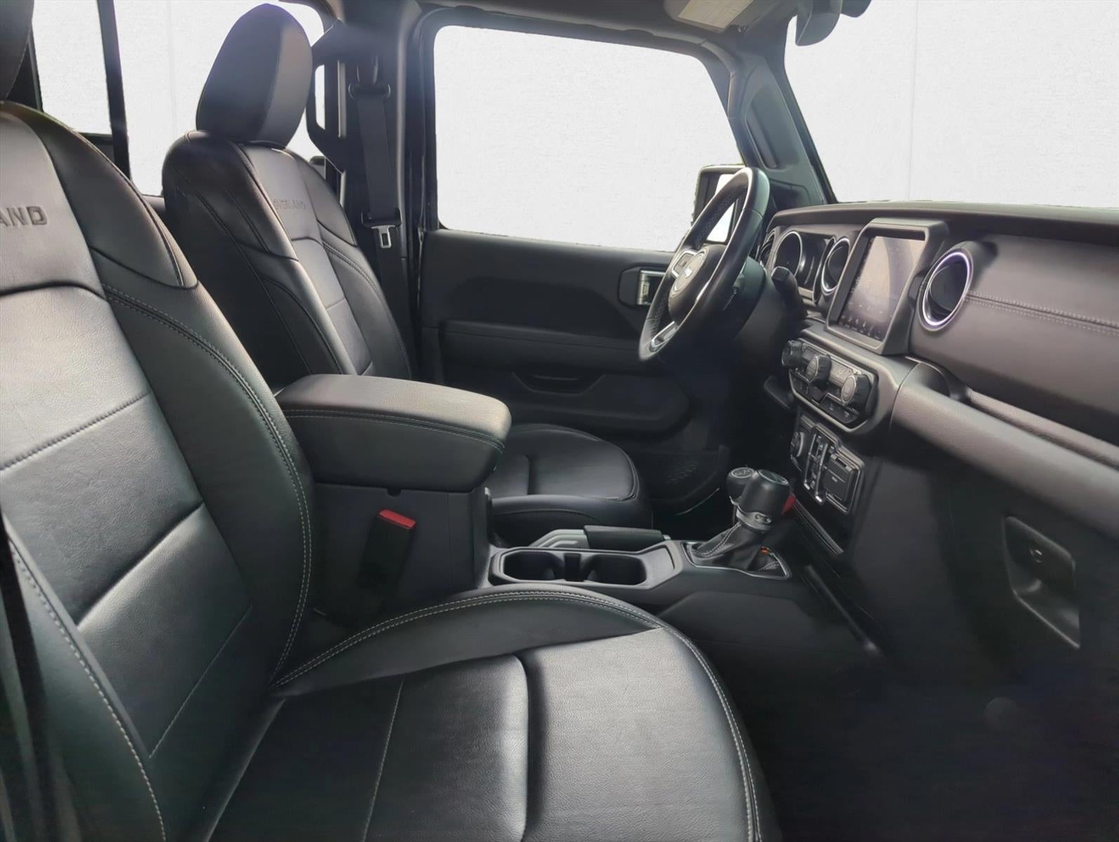 2022 Jeep Gladiator Overland 4x4