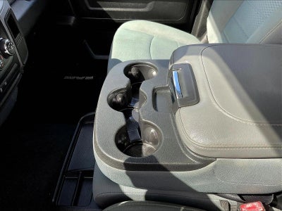 2017 RAM 1500 Express 4x2 Crew Cab 5'7" Box