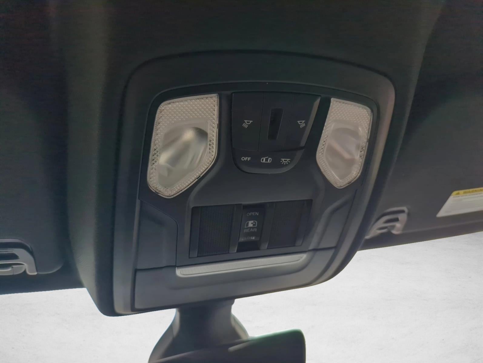 2019 RAM 1500 Big Horn/Lone Star 4x2 Crew Cab 5'7" Box