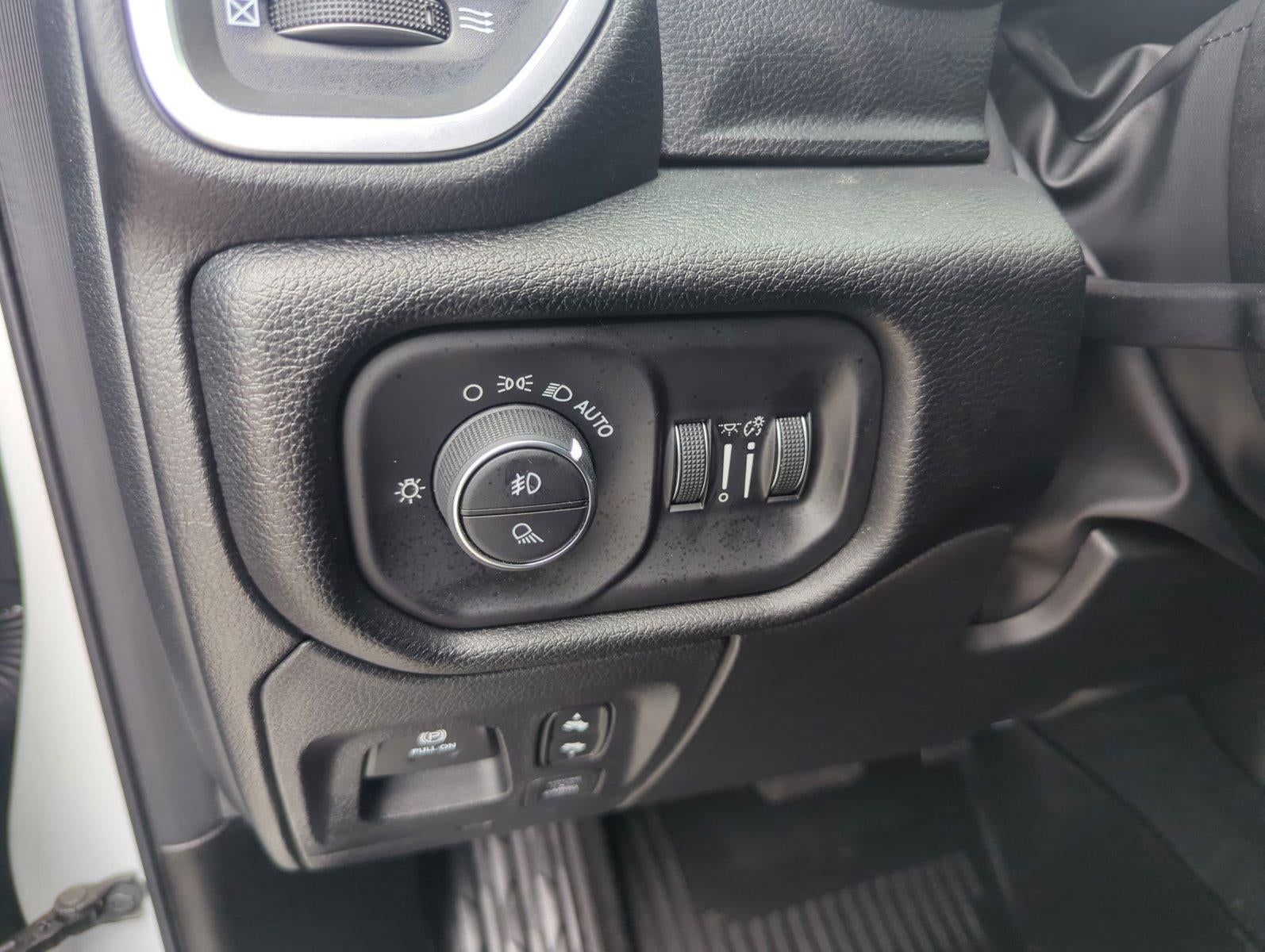 2026 RAM 1500 Big Horn 4x2 Crew Cab 5'7" Box