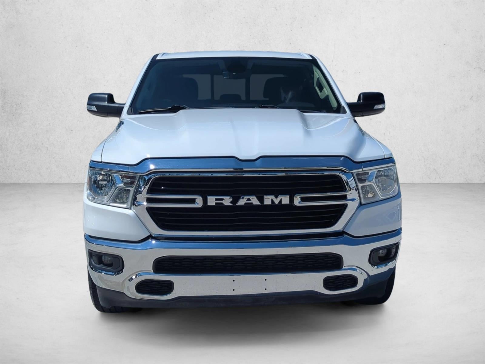 2020 RAM 1500 Lone Star 4x2 Crew Cab 5'7" Box