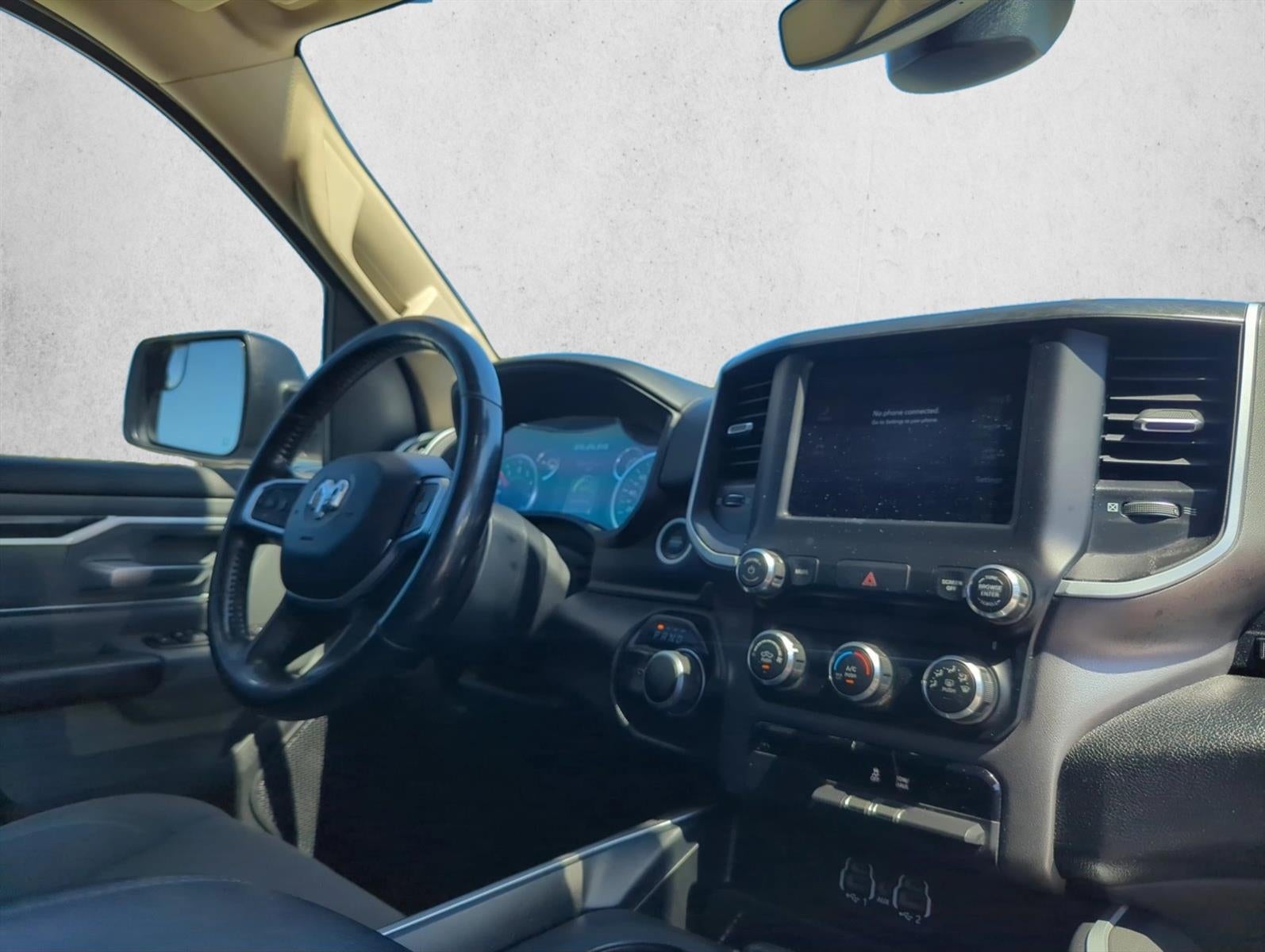 2020 RAM 1500 Lone Star 4x2 Crew Cab 5'7" Box