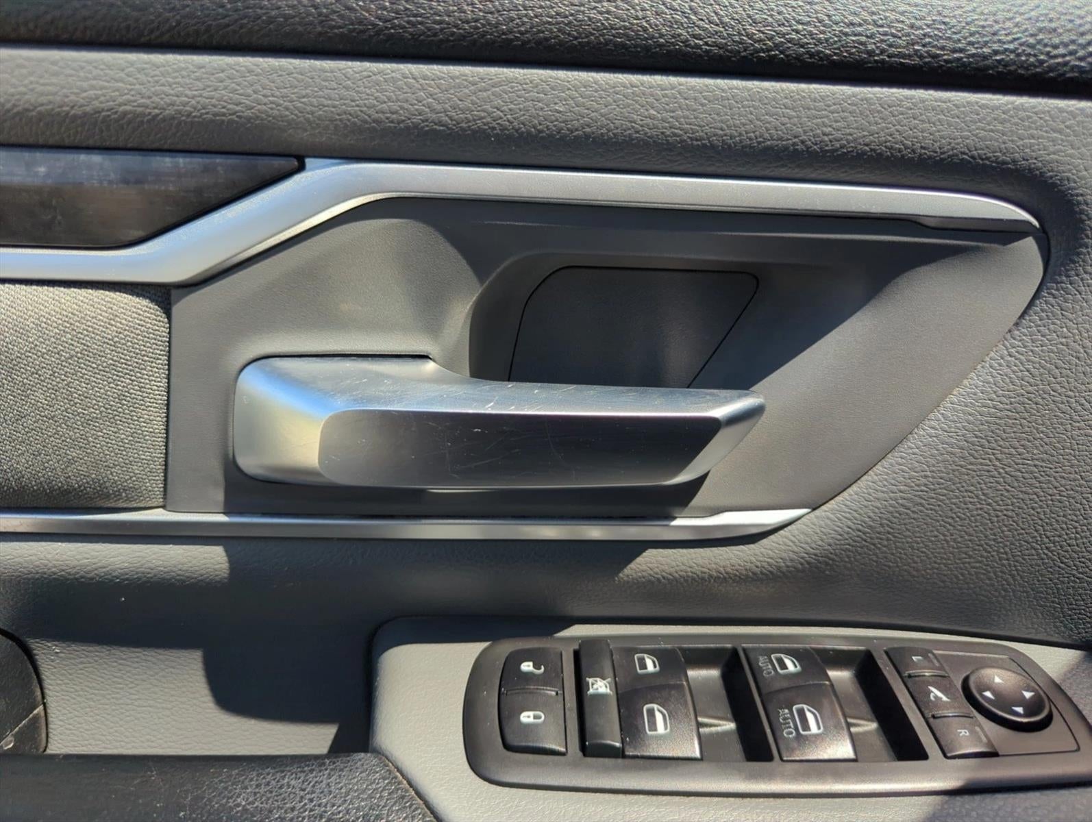 2020 RAM 1500 Lone Star 4x2 Crew Cab 5'7" Box