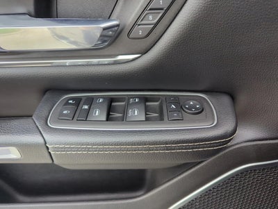 2023 RAM 1500 Laramie 4x2 Crew Cab 5'7" Box