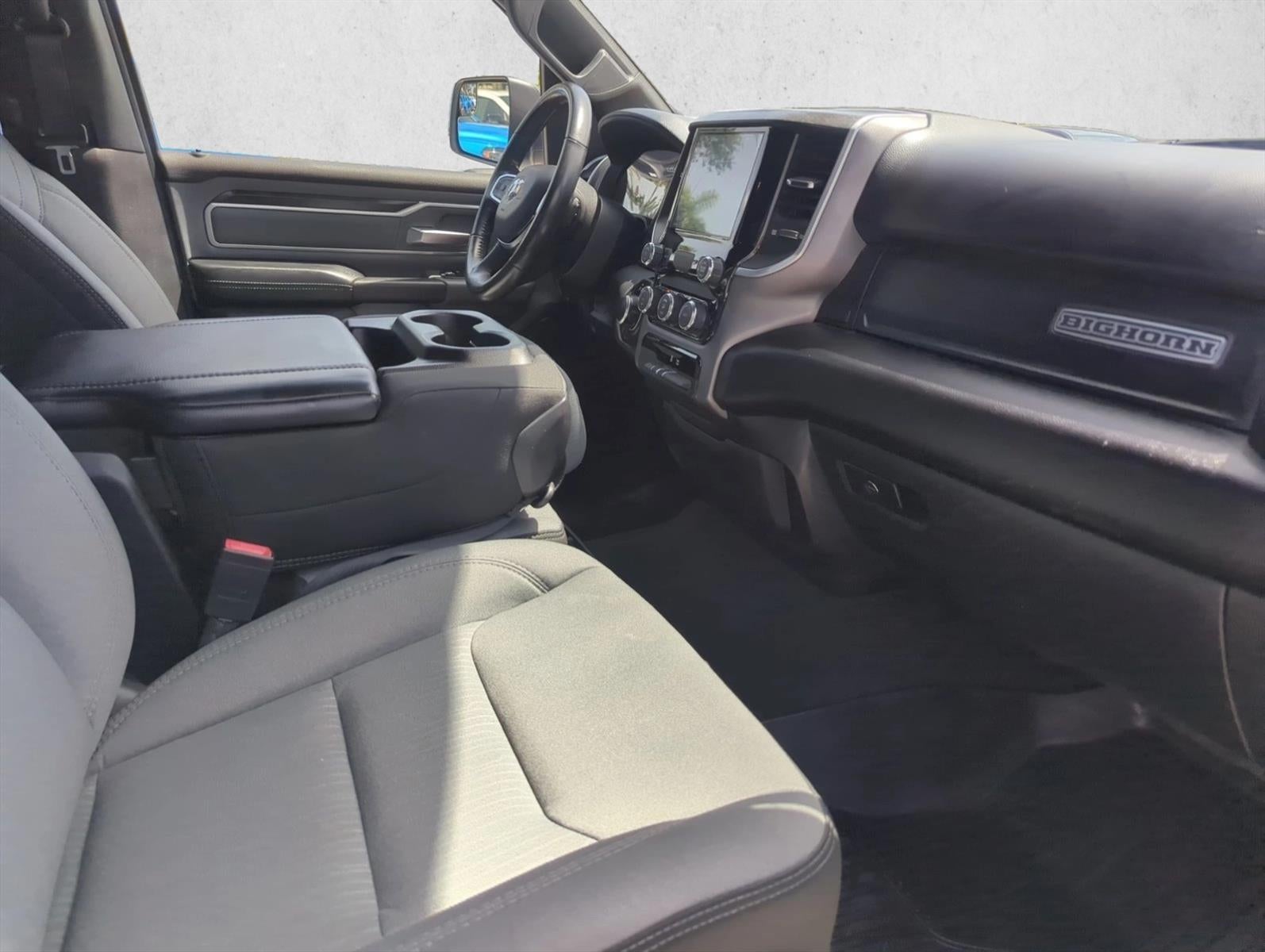 2022 RAM 1500 Big Horn 4x4 Quad Cab 6'4" Box