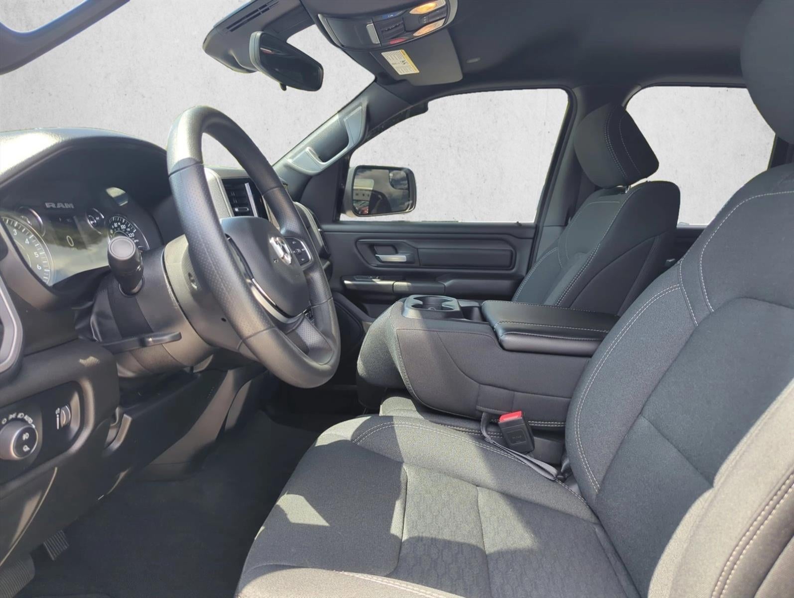 2025 RAM 1500 Tradesman 4x4 Quad Cab 6'4" Box